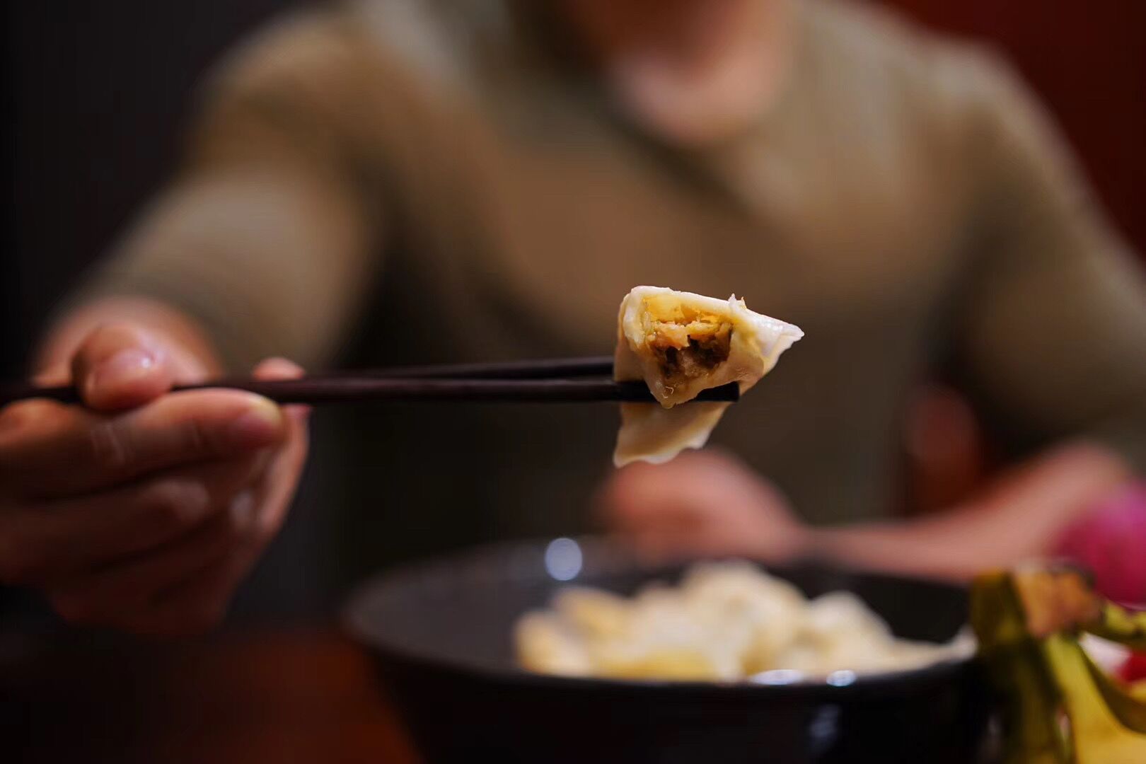谷氨酰胺健身补剂价格相差太多 (健身补剂谷氨酰胺有什么危害)