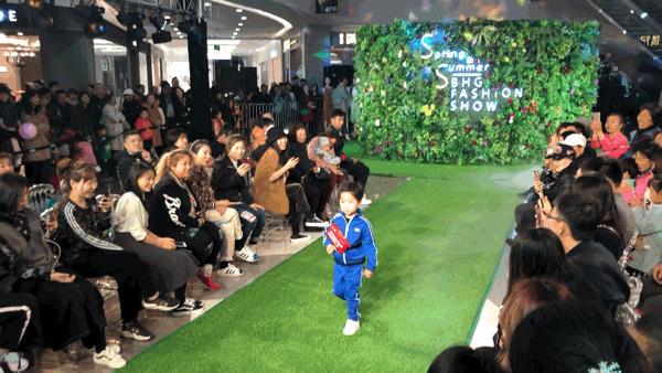 springsummer时装周,springsummer时装走秀