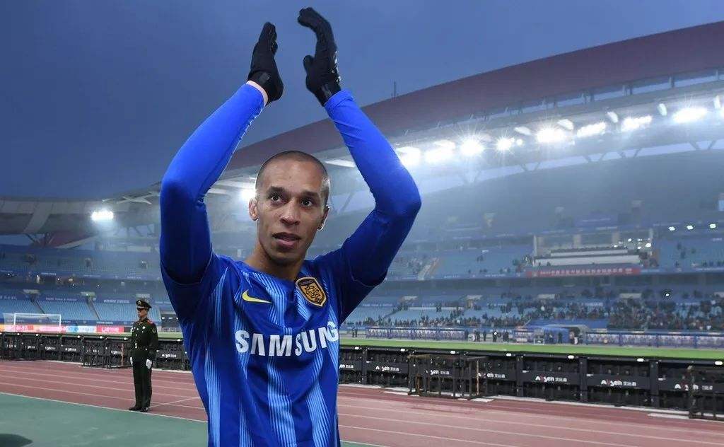 中超江苏苏宁队主要球员工资排行榜,本土球员与外援差距大