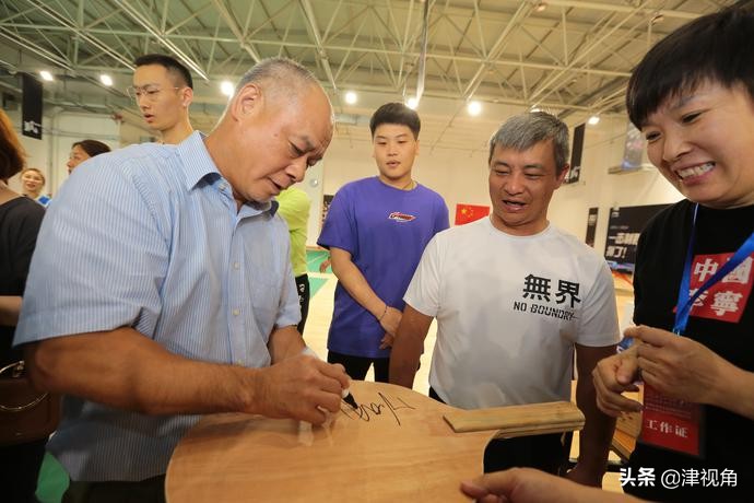 《共祝华诞中国梦·全民健身西青行》李宁运动中心举行开园活动