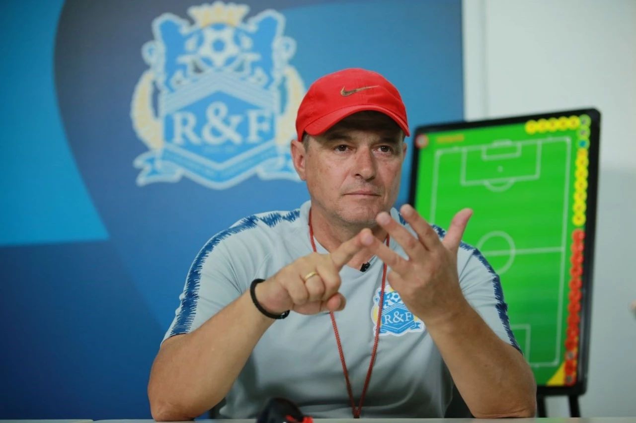 斯托伊科维奇广州富力两翼齐飞,斯托伊科维奇回中国