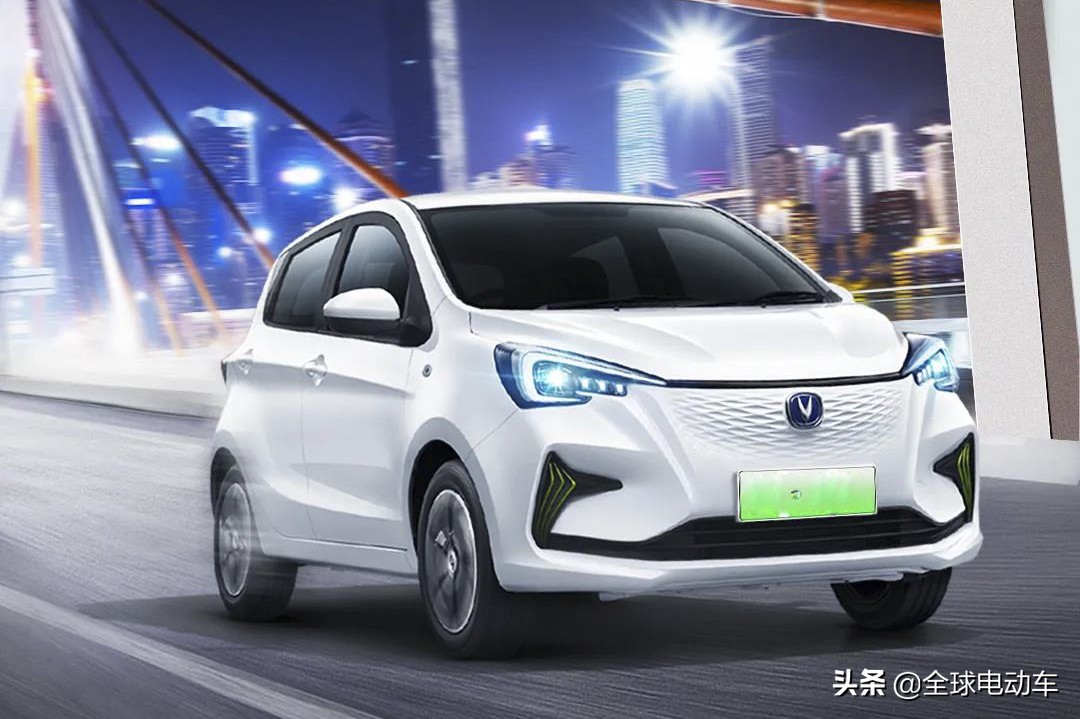 电动车爬坡行驶超车哪个挡费电,电动车连续爬坡会烧坏电机吗