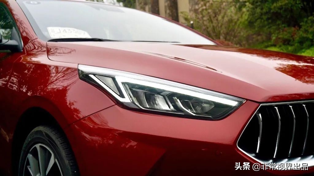 起亚k32021款改款1.5lcvt时尚版,起亚k32020款1.5lcvt智享互联版