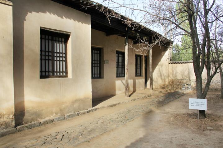 1948年毛主席遭精准轰炸，九死一生，一封电报让内鬼浮出水面