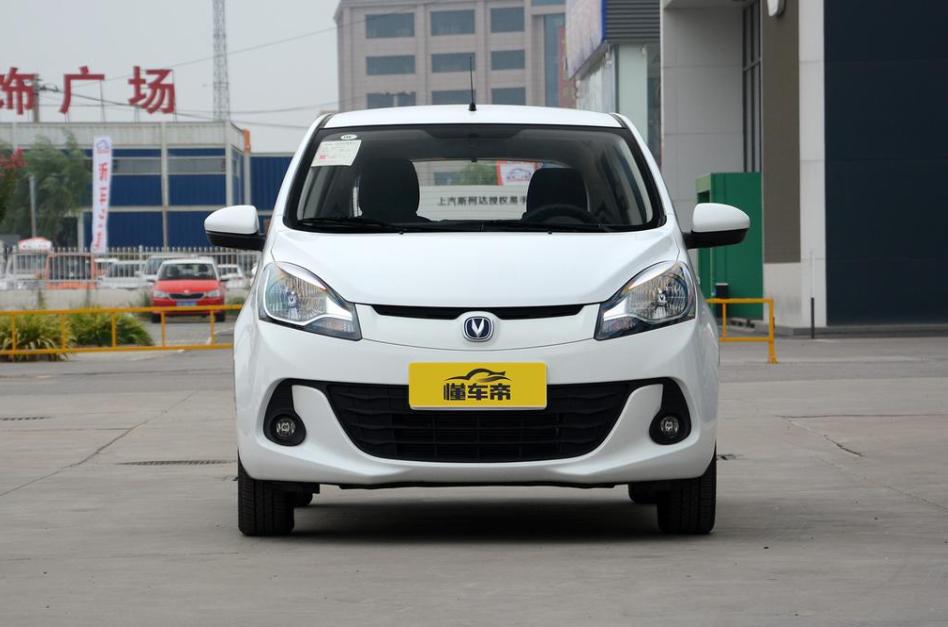 长安奔奔四缸燃油代步车技术指标,长安奔奔五座