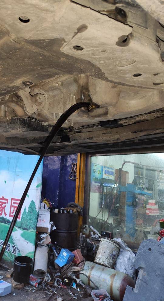 力魔和hks发动机清洗剂对比,力魔发动机内部清洗剂怎么使用