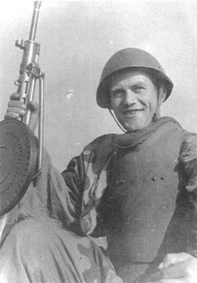 解放军购买140万套防弹衣,解放军两年内配发防弹衣