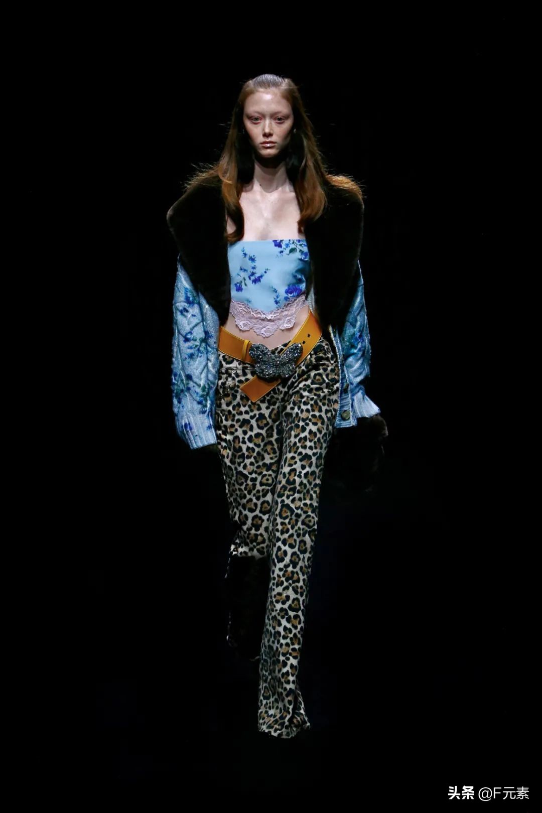 blumarine秋冬系列时装秀,blumarine2022米兰时装