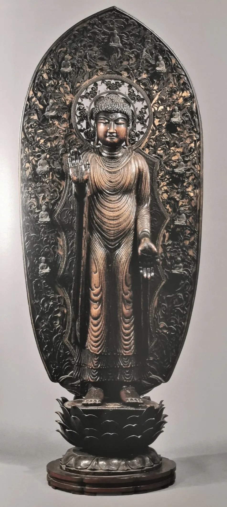 旃檀佛像介绍,旃檀佛像寓意