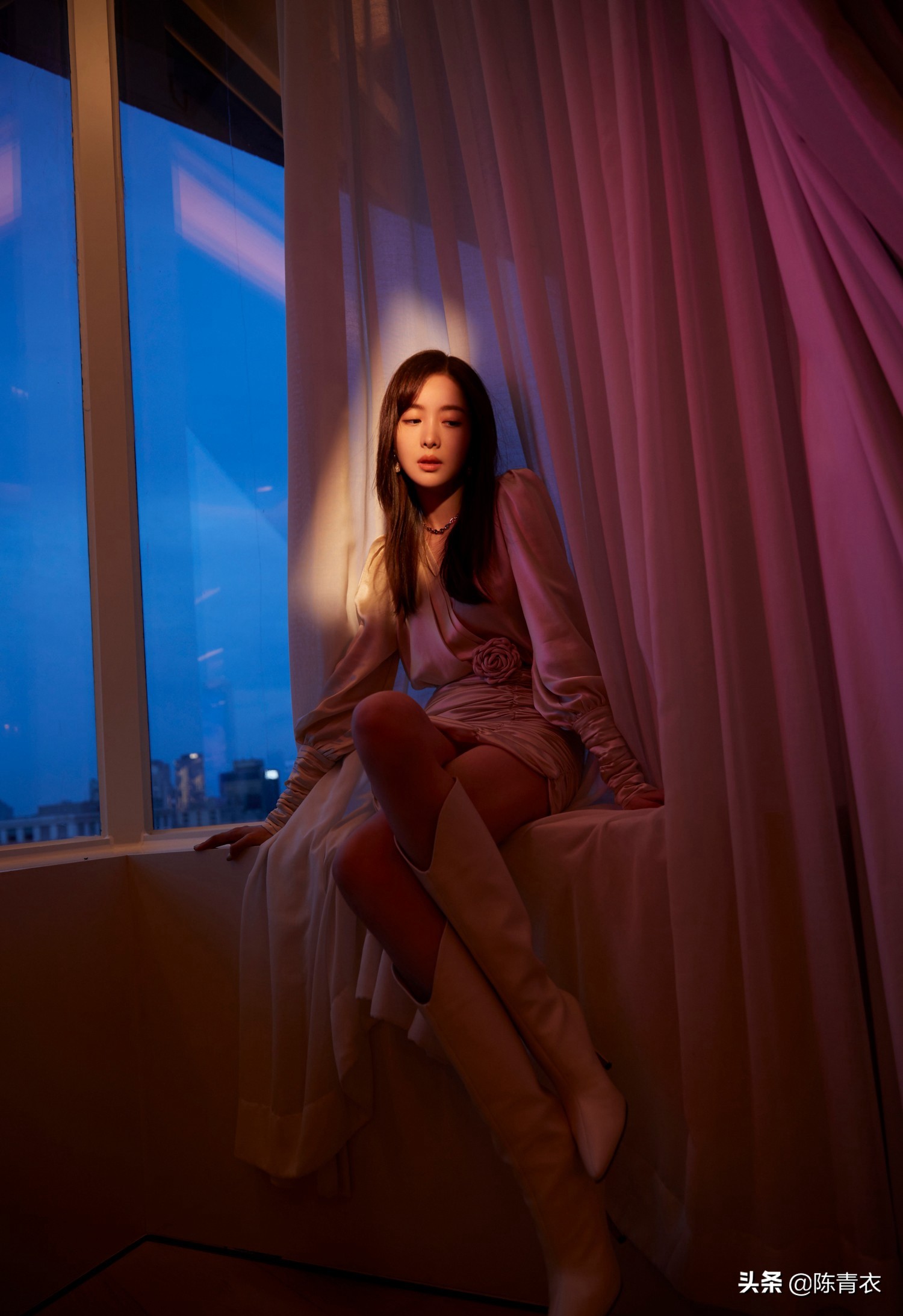 赵尧珂山茶花写真,赵尧珂连衣裙图片