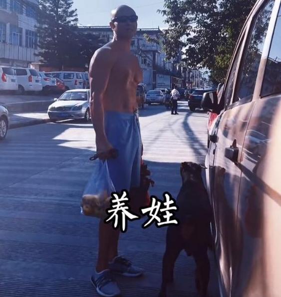 46岁的乐嘉，混成这样该怪谁呢？成于富豪妻子败于自己