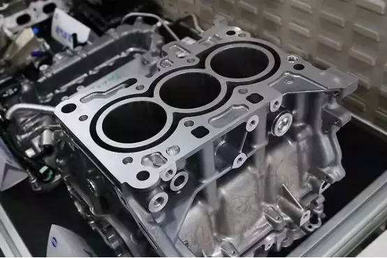 别克英朗1.0三缸深度测评,别克英朗1.0t三缸机高速试驾体验