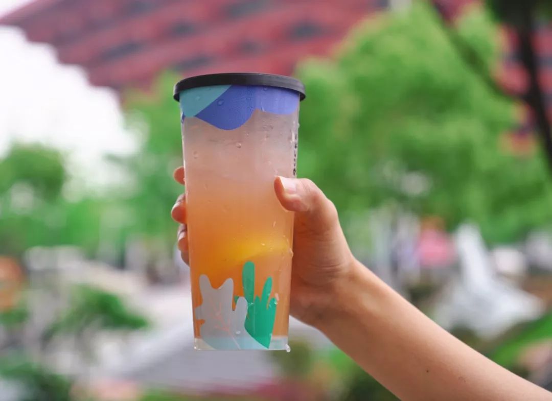 星巴克回归饮品被吐槽,星巴克推出八种饮品吐槽