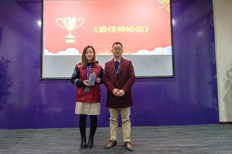 圆通客服小姐姐的一天,圆通速递客服小姐姐