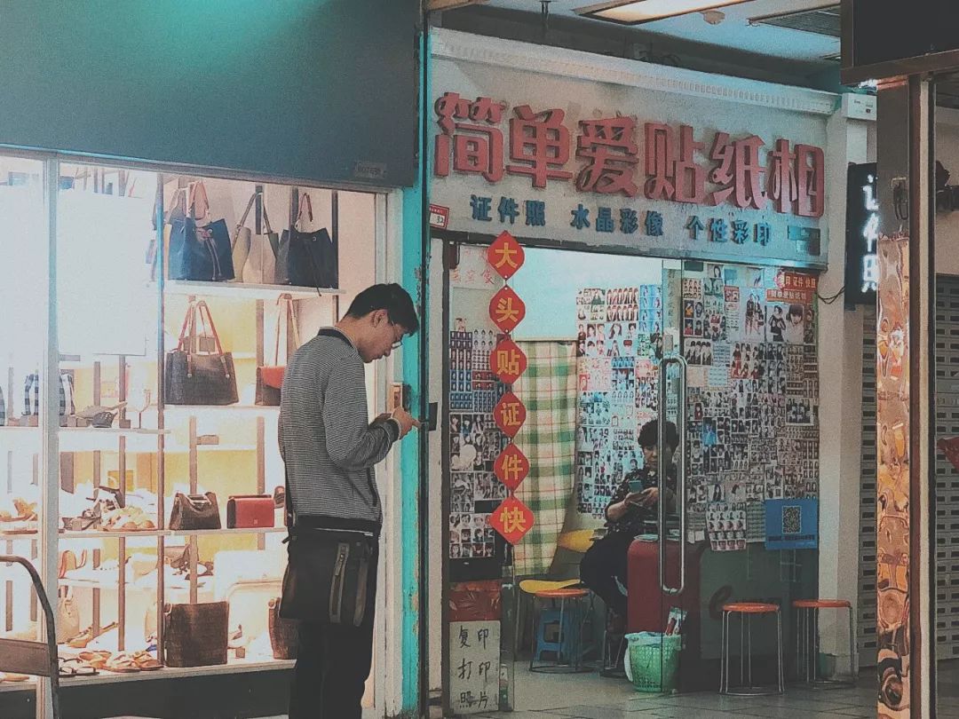 生意惨淡!店铺关门!徐州卜蜂莲花,怎么变成现在这样了?