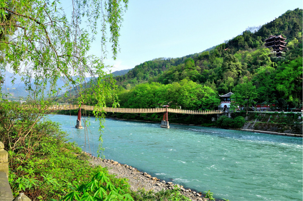 成都4日跟团游,成都市区四日游经典线路
