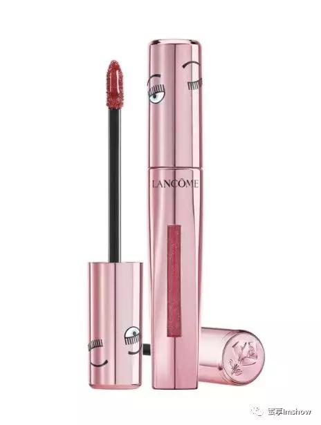 从法律系学生到宇宙时尚博主,Chiara做了些什么?