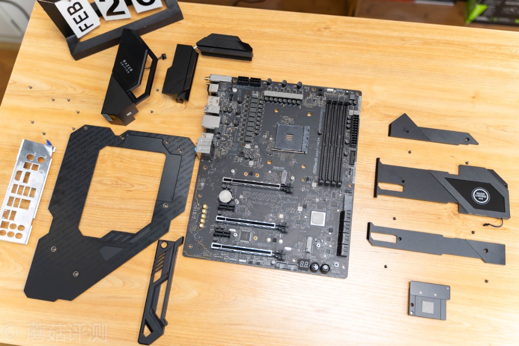 雷蛇华擎x570主板怎么样,华擎x570太极雷蛇定制款主板赏析