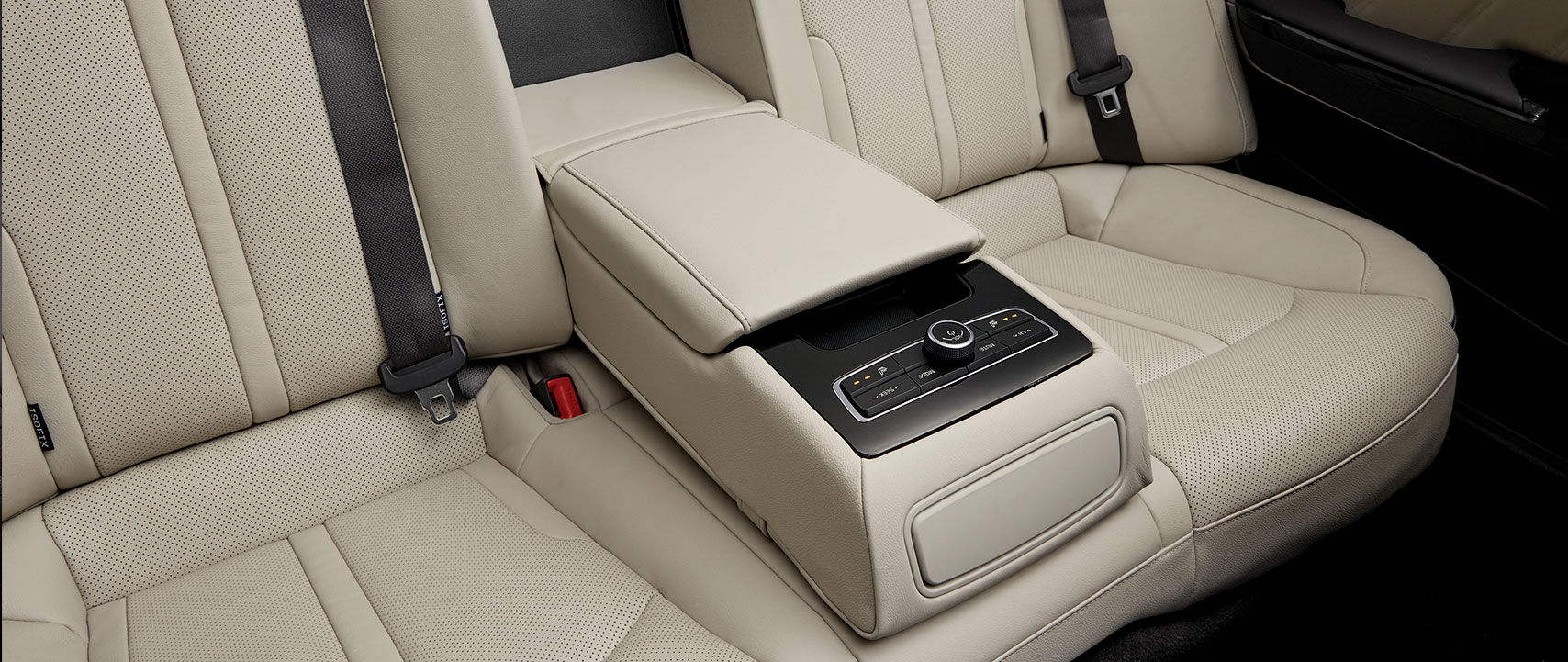 索纳塔混动跟起亚k5混动哪个好,迈锐宝xl起亚k5索纳塔怎么选