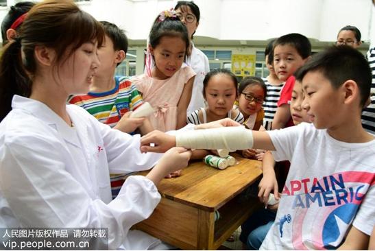 伤口拆线几天比较合适,伤口拆线多久用祛疤痕药