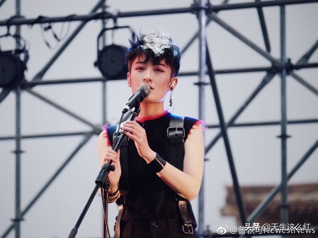 曾轶可过安检证件,曾轶可骂安检人员视频