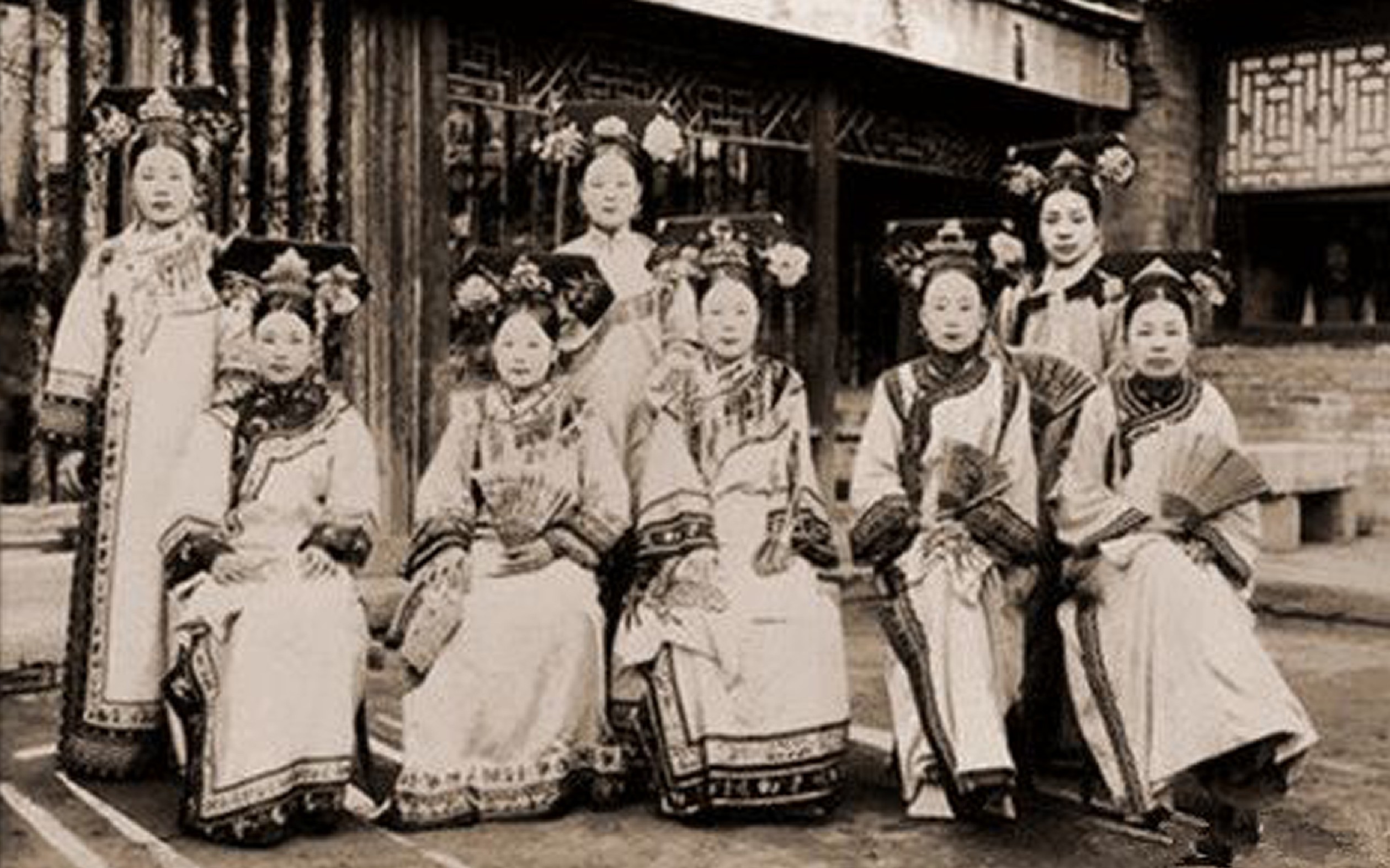 张学良溥仪青梅竹马,溥仪弟媳妇和张学良