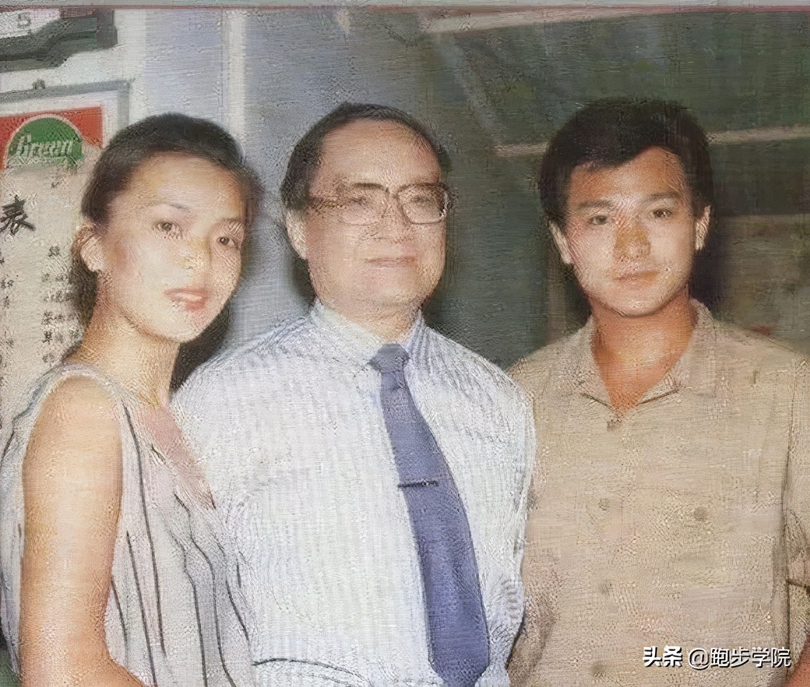 刘德华42岁颜值巅峰,刘德华60岁身材