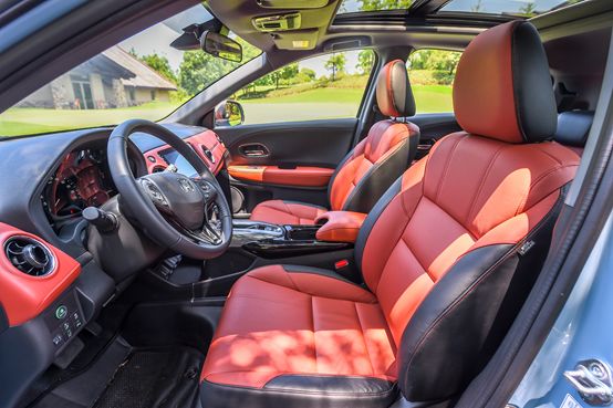 本田xrv与思域是同一款发动机吗,本田思域和xrv哪个更值得买