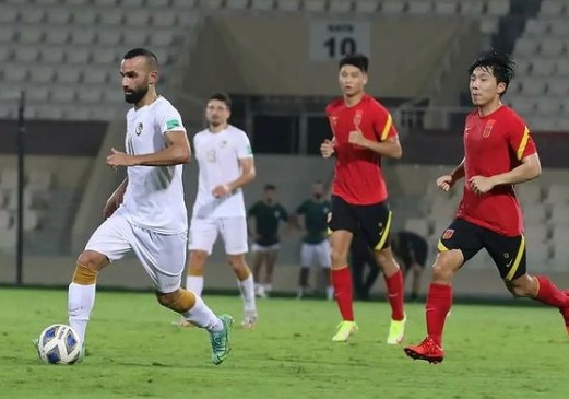 国足逼平,国足0-1不敌叙利亚阵型