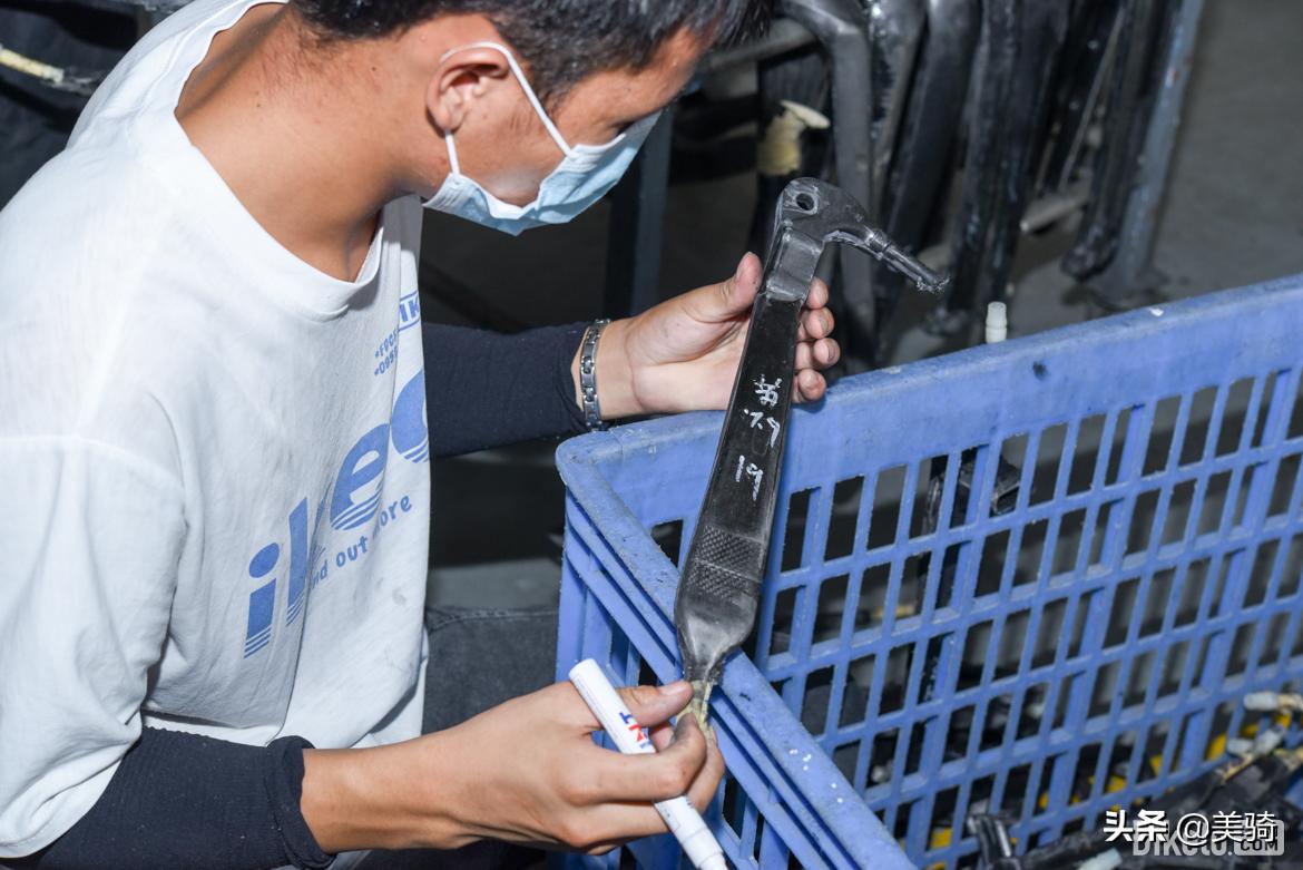 碳纤维车架快客,顶级碳纤维车架制造