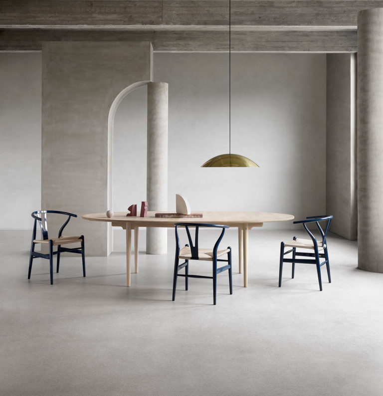 北欧简约实木椅子叉骨椅,名椅