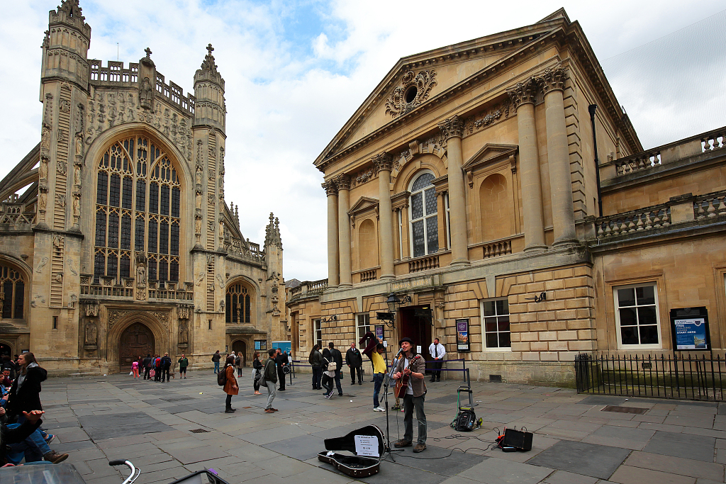 英国巴斯大学温泉,英国巴斯浴池