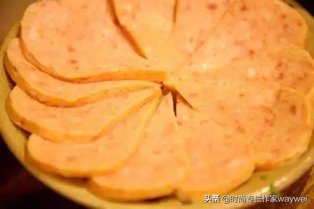 寒风飒飒，人类无法阻止火锅的蔓延势头了……