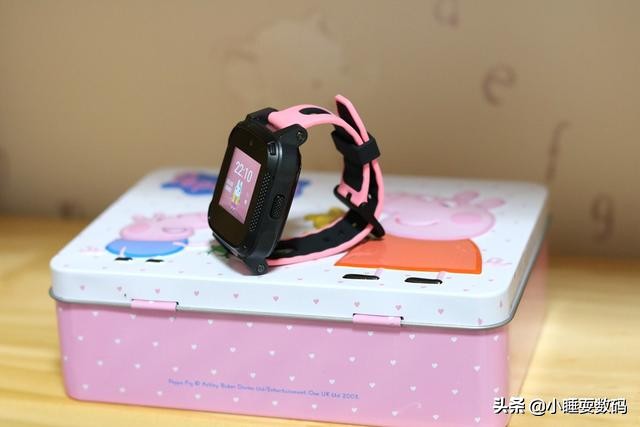 除了视频电话，还能提高孩子英语口语能力，搜狗糖猫儿童手表JOY2
