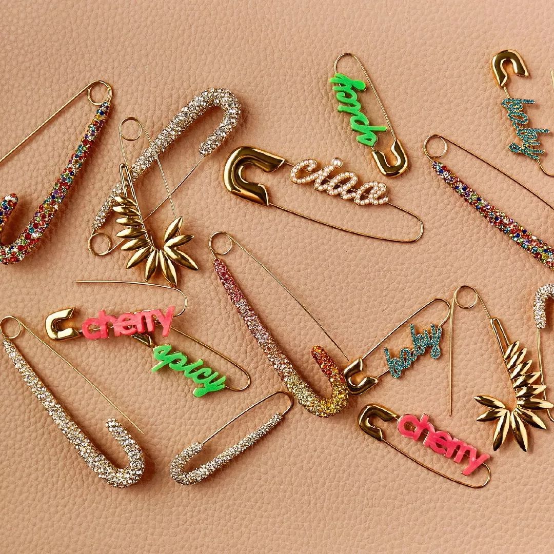 戴腻了千篇一律的珍珠星星饰品？换这5款饰品levelup你的穿搭