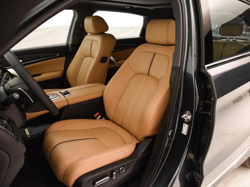 轴距超汉兰达，272马力+国六+四驱，新款本田UR-V更实用