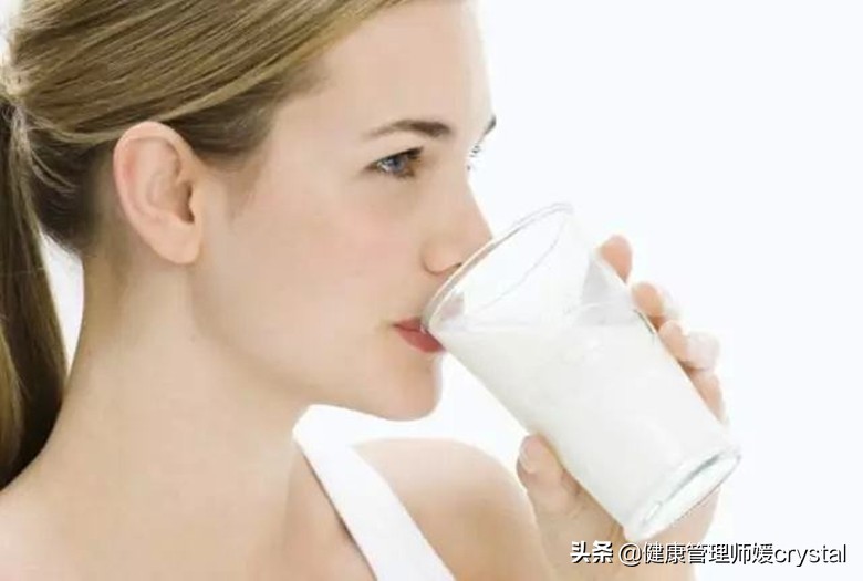 花生豆浆和传统豆浆哪个热量高,花生黄豆豆浆的功效减肥吗