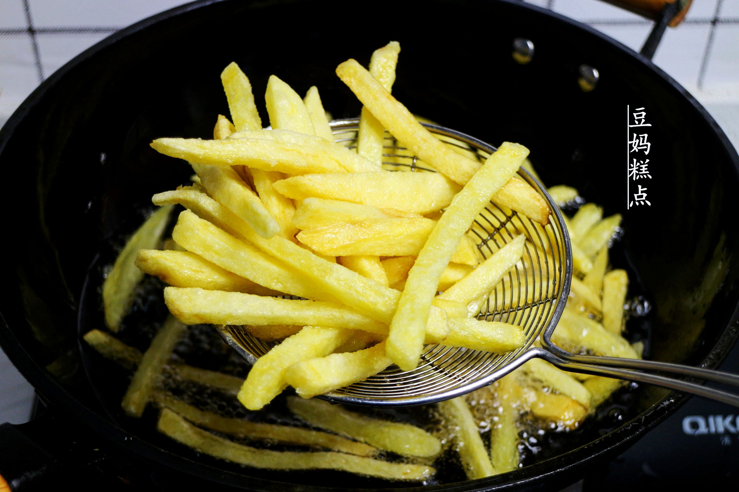 炸薯条做法家庭版又脆又好吃,教你在家简单炸薯条2块钱