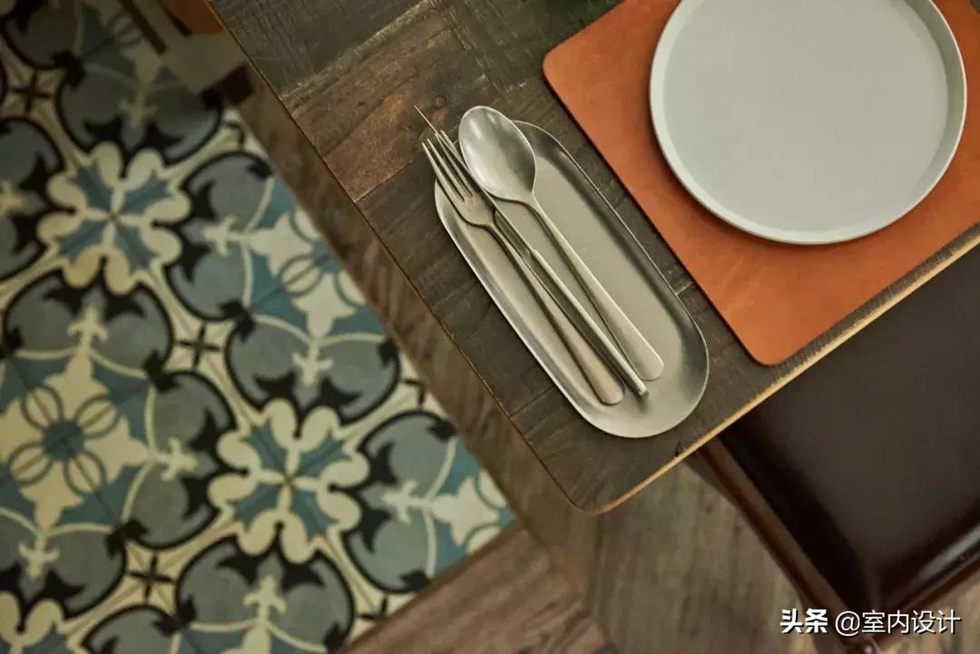 POLUX，前卫法式休闲酒馆