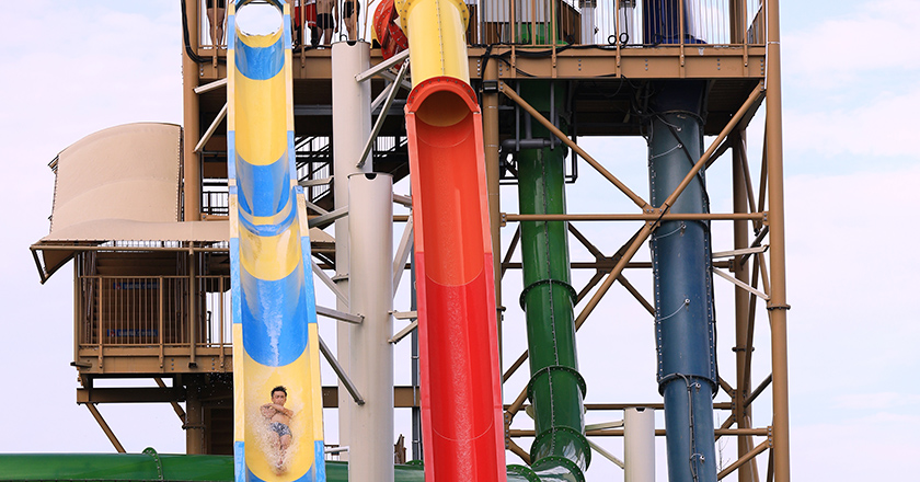 西安水世界水上乐园,西安玩水一日游的绝佳去处