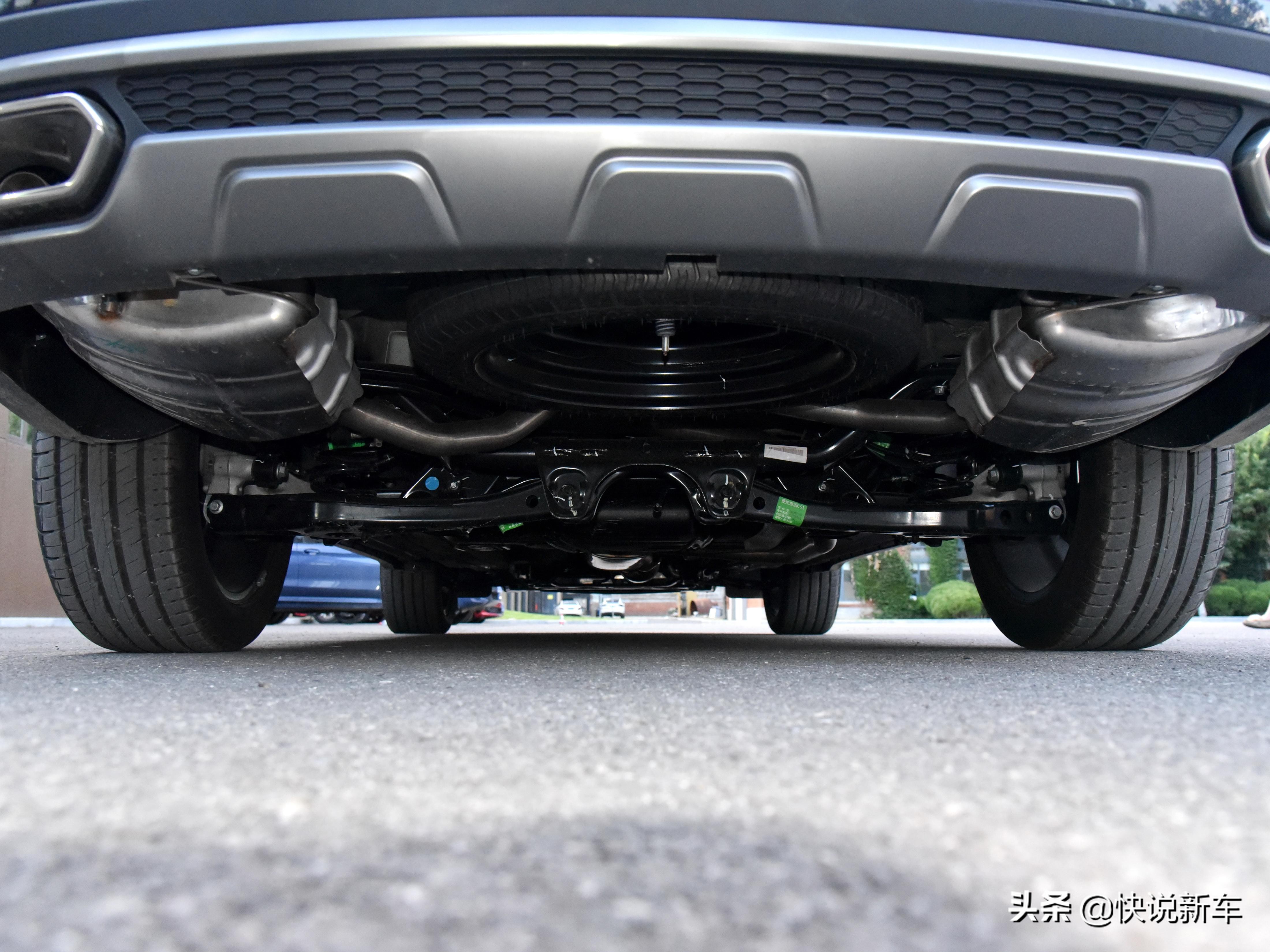 瑞虎8plus和瑞虎8pro哪个好,瑞虎8plus买1.6t还是2.0t