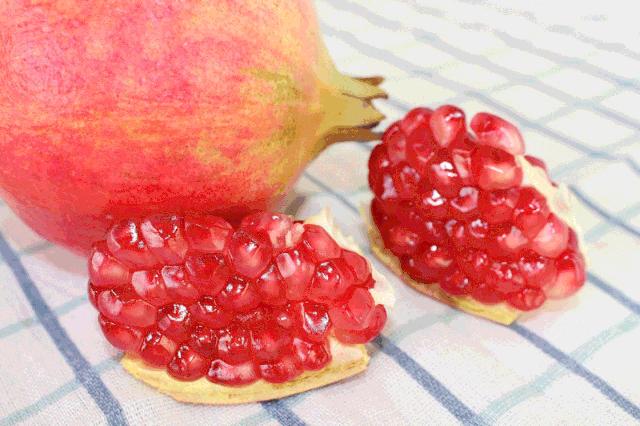 云南突尼斯软籽石榴爆汁不吐籽,甘甜爆汁突尼斯软籽石榴