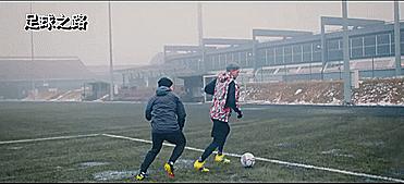 底线背转身教学,单打转身技巧