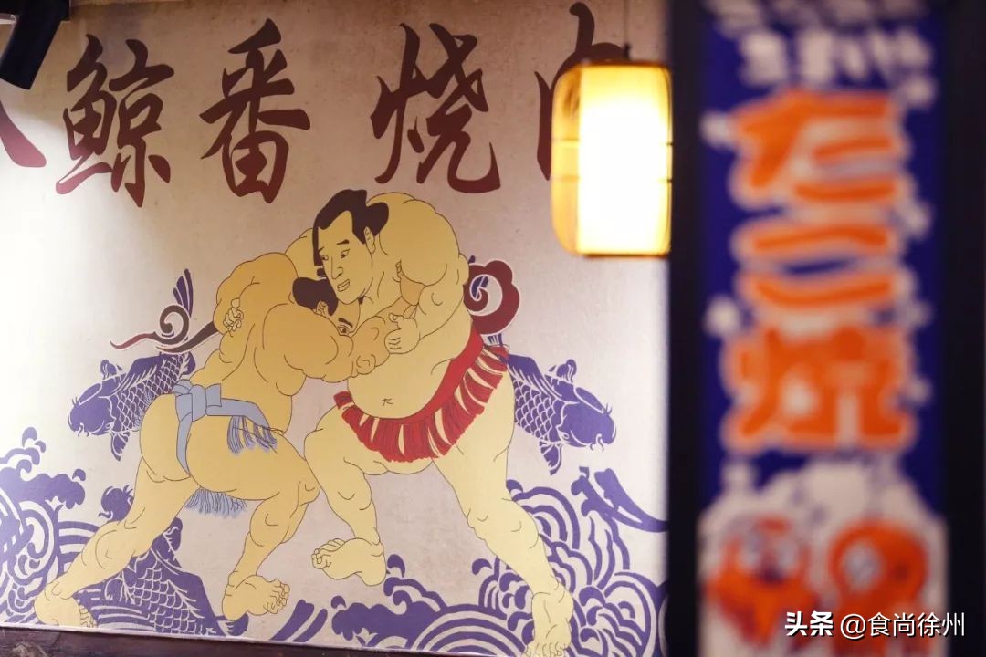 徐州发现超魔幻烧肉酒场，颜值赛高！可以大口吃肉大口喝酒！