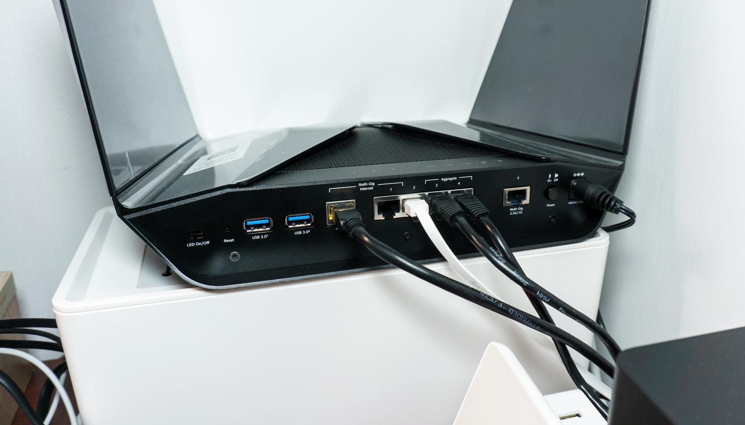 网件rax夜鹰系列,夜鹰rax200网件怎么样