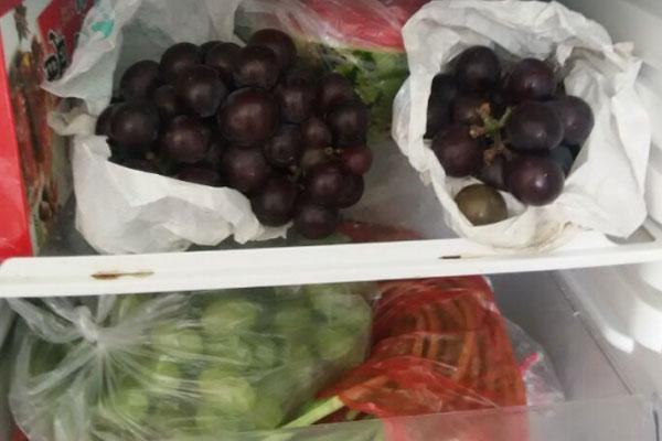 冰箱冷冻的东西有异味是怎么回事,冰箱鱼腥异味去除最快方法小窍门