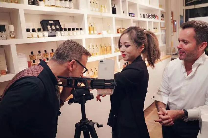 韩国东大门带货主播,韩国东大门服装买手