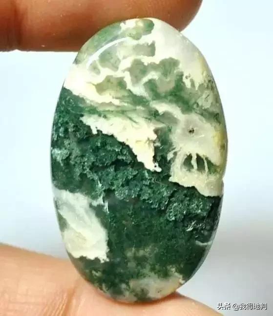 万年石头里的罕见画,万年奇石石头画