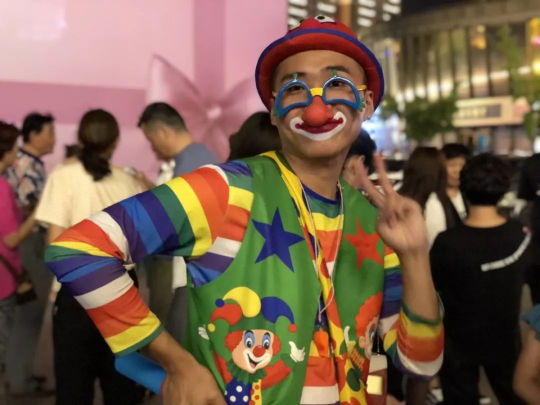 天津奥城夜市最新视频,天津奥城现在有夜市么