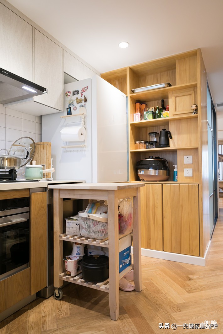 高档二手房翻新设计费用,二手房花了20万装修